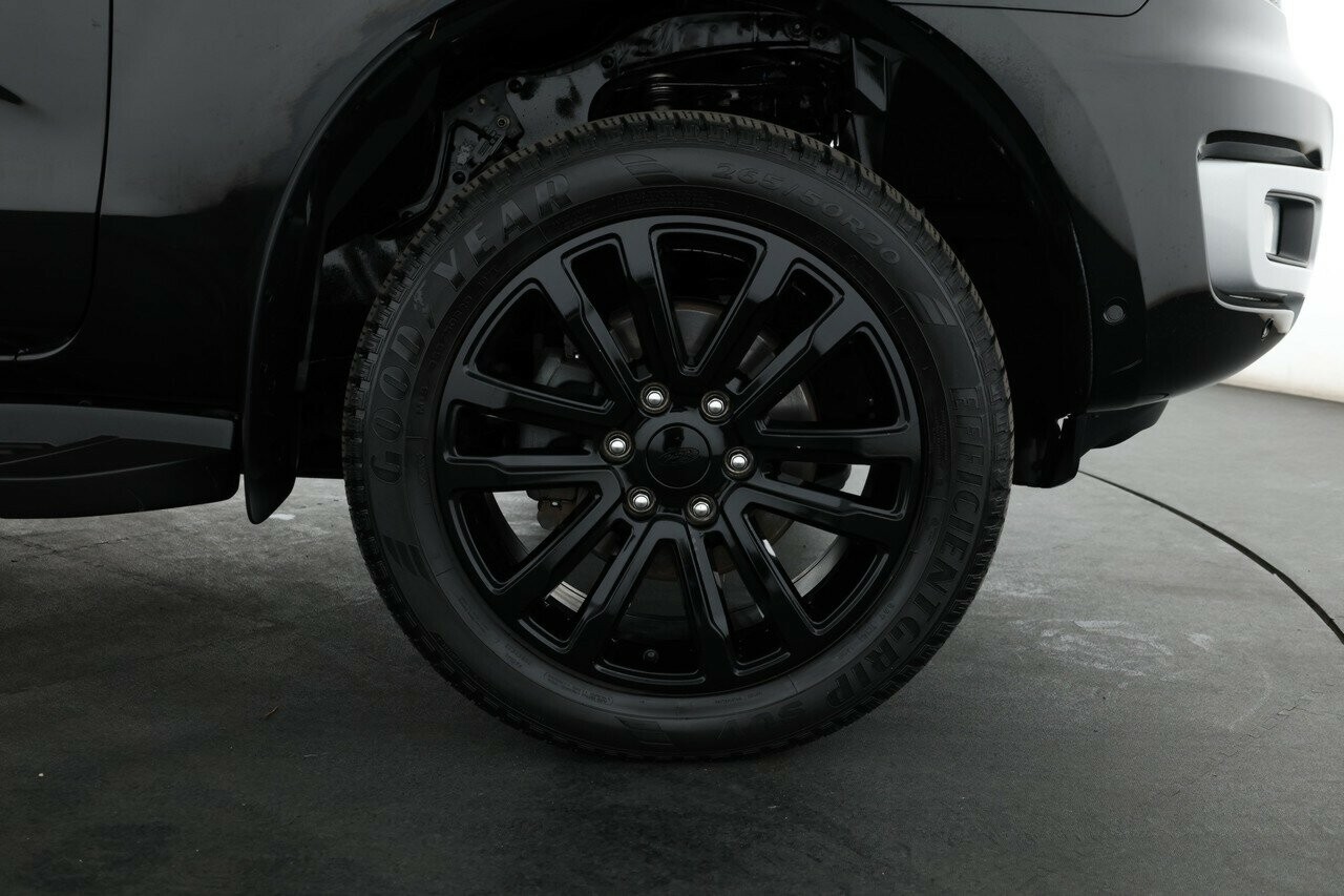 Ford Everest image 4