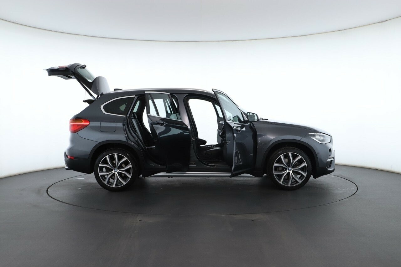 BMW X1 image 3