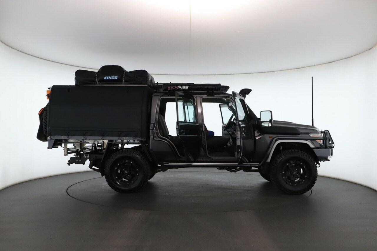 Toyota Landcruiser image 3
