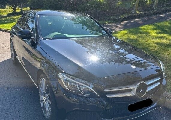 Mercedes Benz C-class image 1