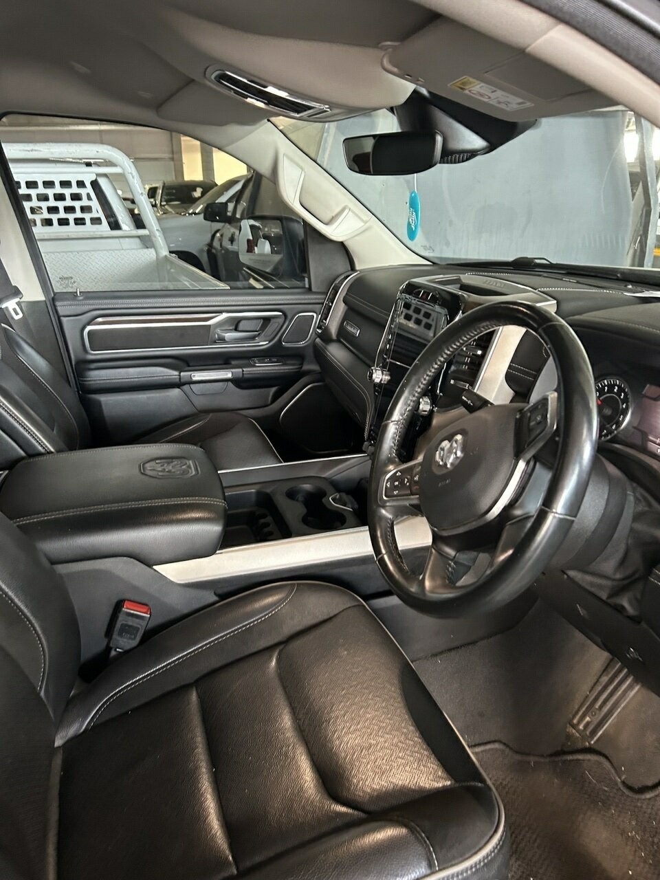Ram 1500 image 3