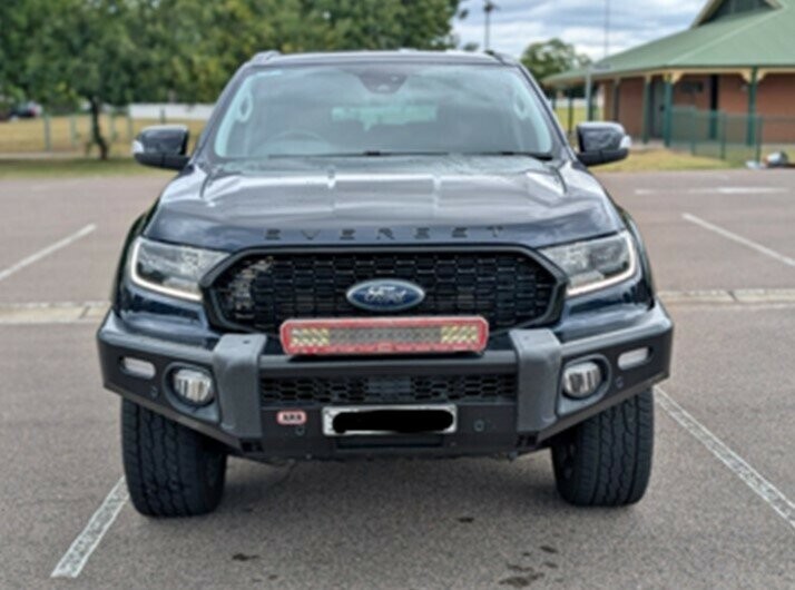 Ford Everest image 2