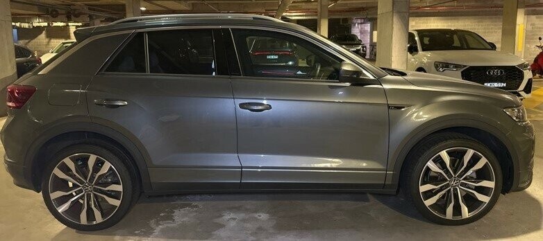 Volkswagen T-roc image 2