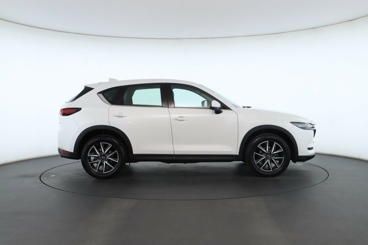 Mazda Cx-5 image 2