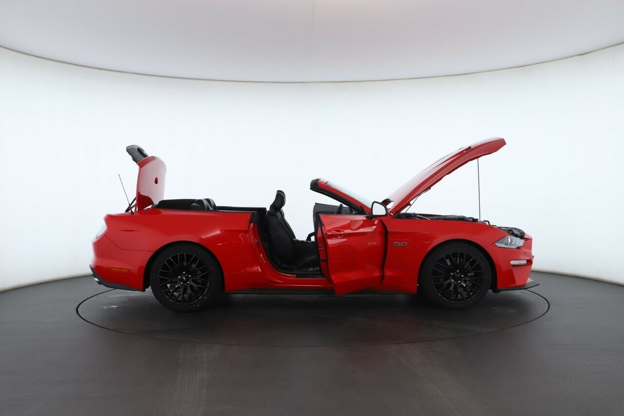 Ford Mustang image 3