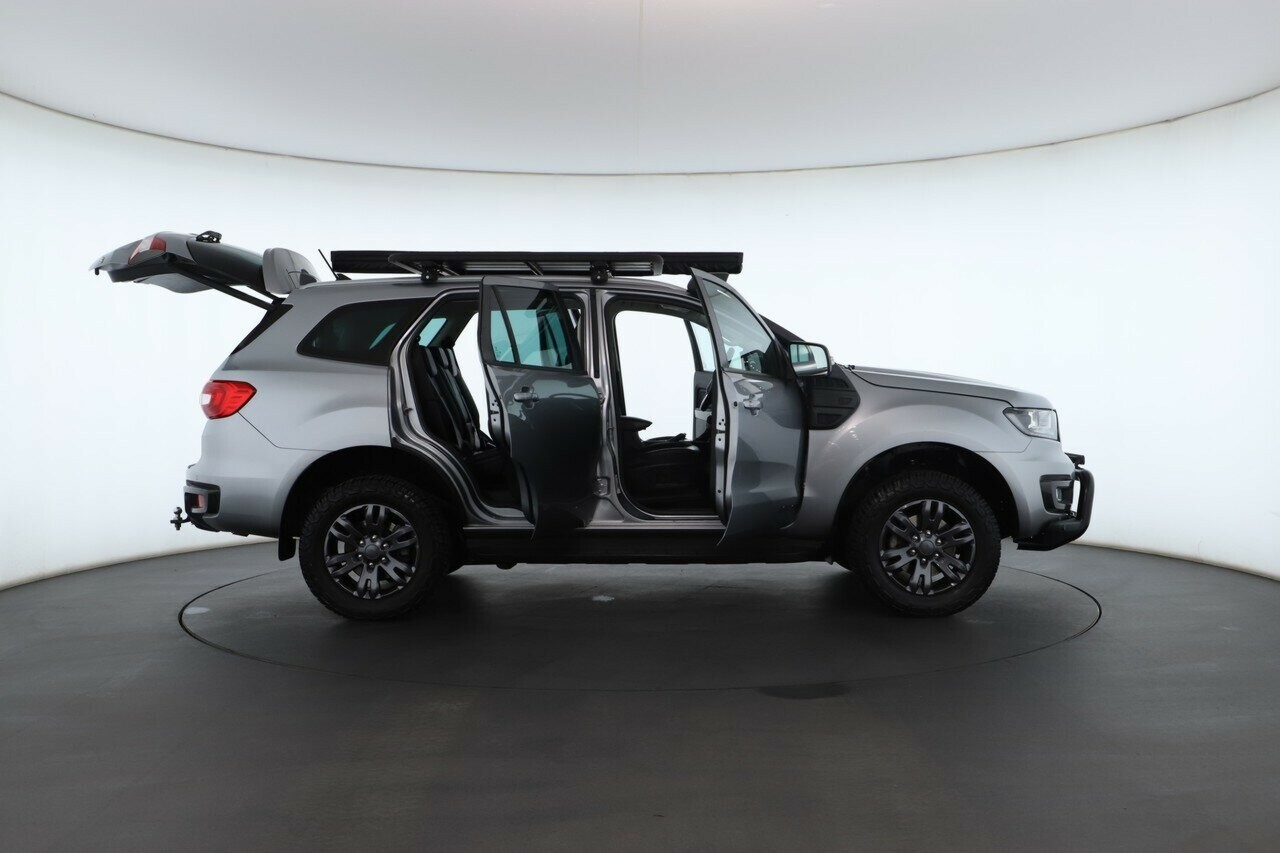 Ford Everest image 3