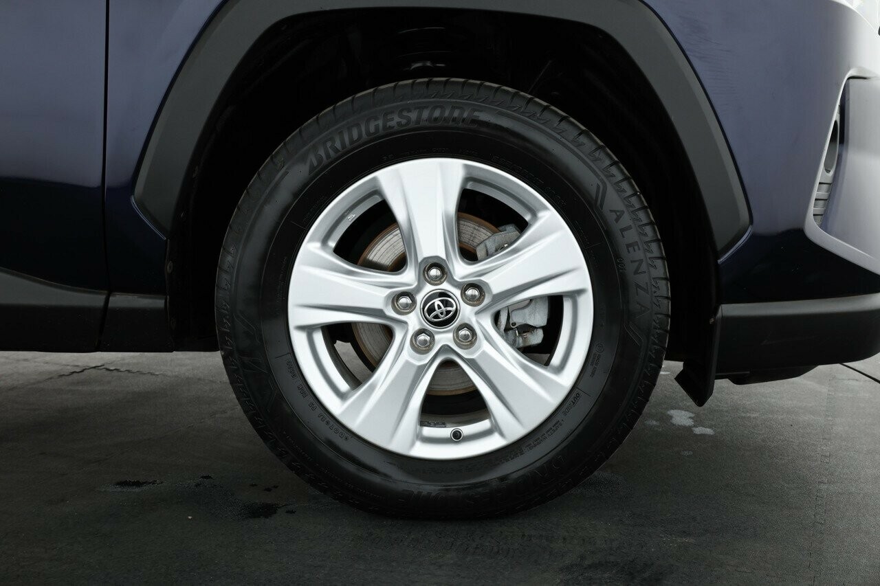 Toyota Rav4 image 4