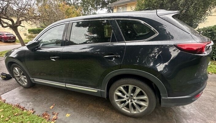Mazda Cx-9 image 4
