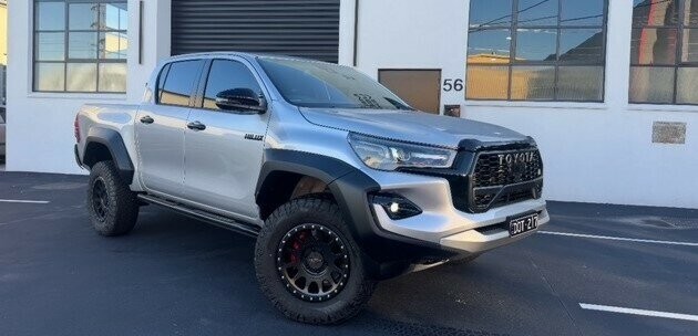Toyota Hilux image 1