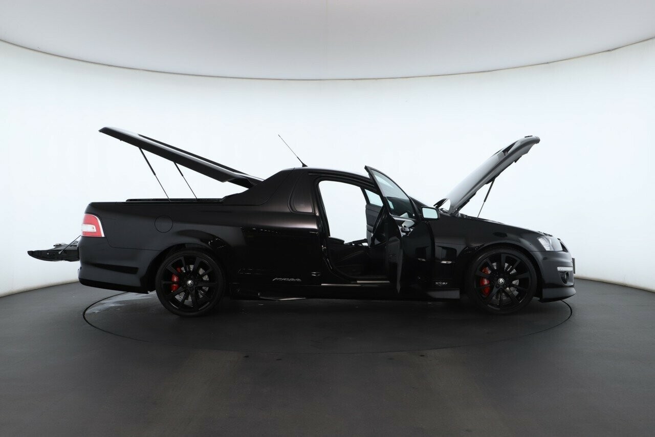 Holden Special Vehicles Maloo image 2