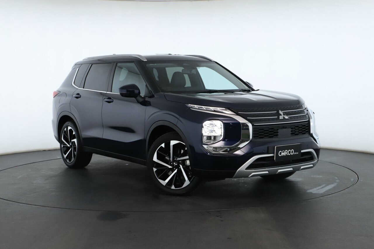 Mitsubishi Outlander image 1