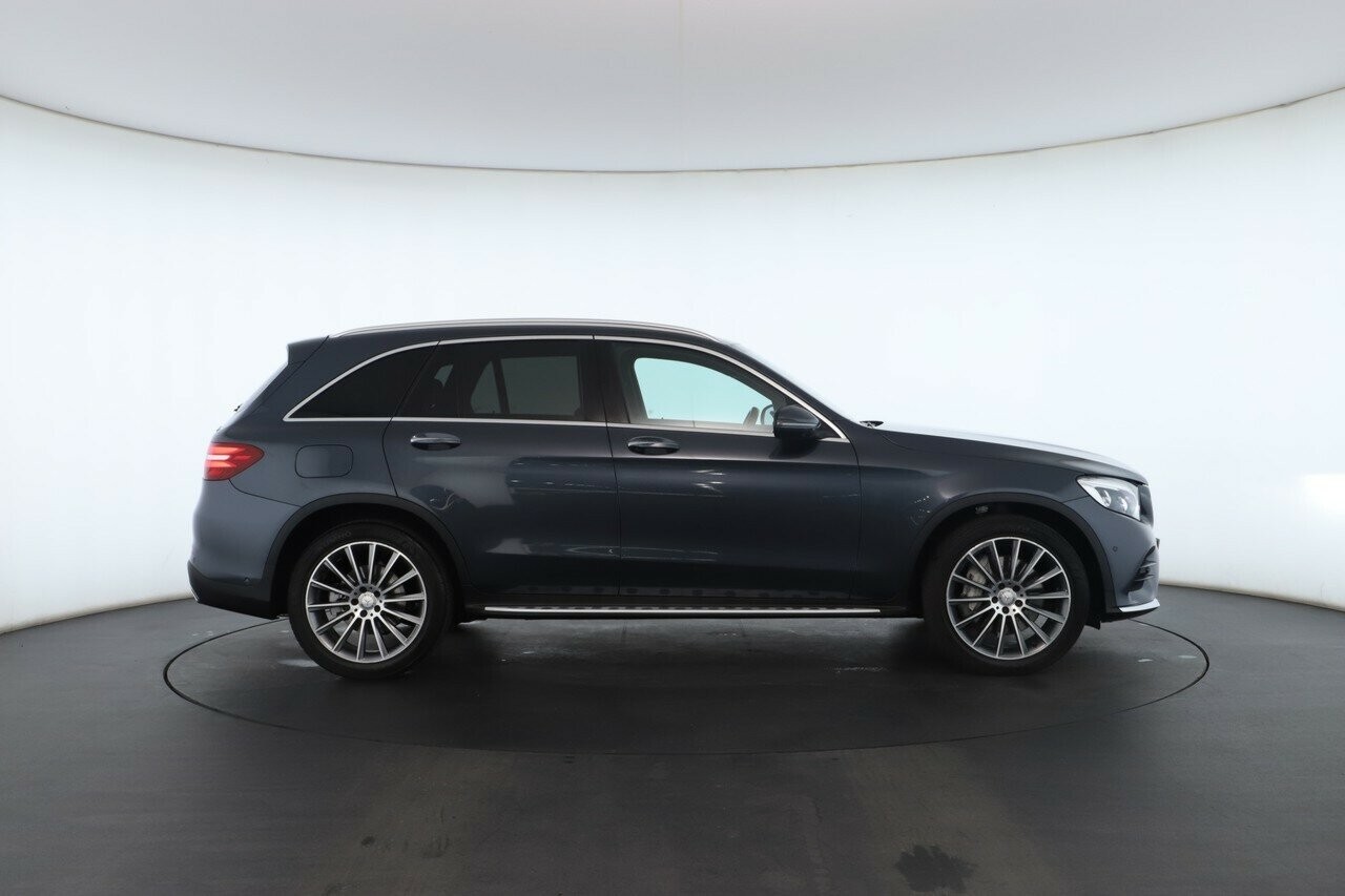 Mercedes Benz Glc-class image 2