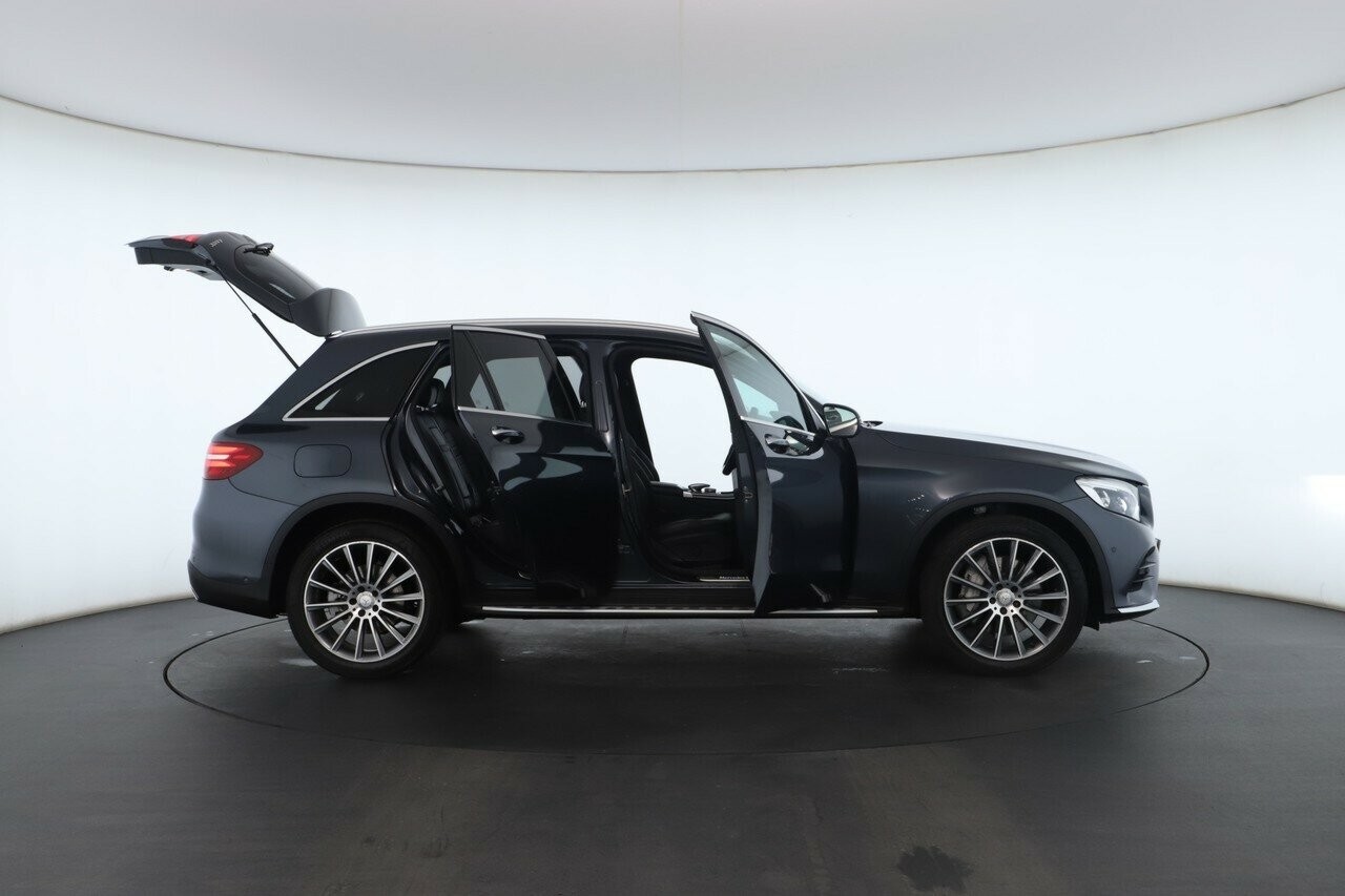 Mercedes Benz Glc-class image 3