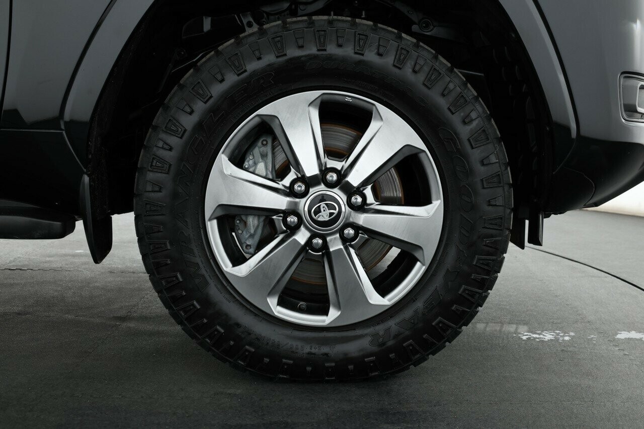 Toyota Landcruiser image 4