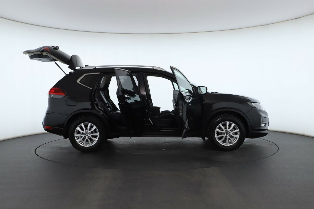 Nissan X-trail image 3