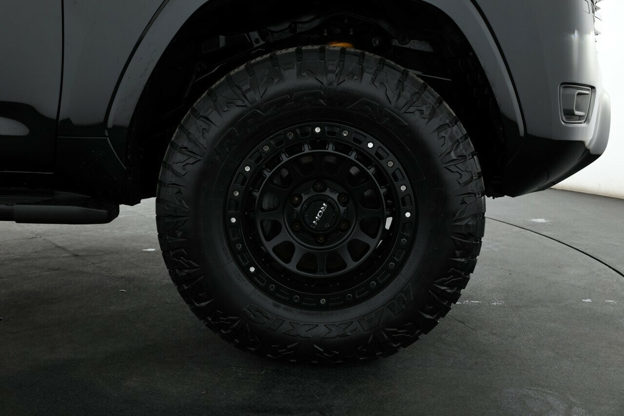 Toyota Landcruiser image 4