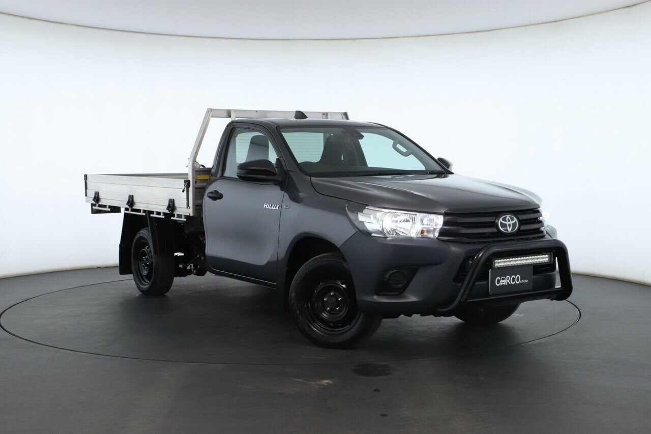 Toyota Hilux image 1