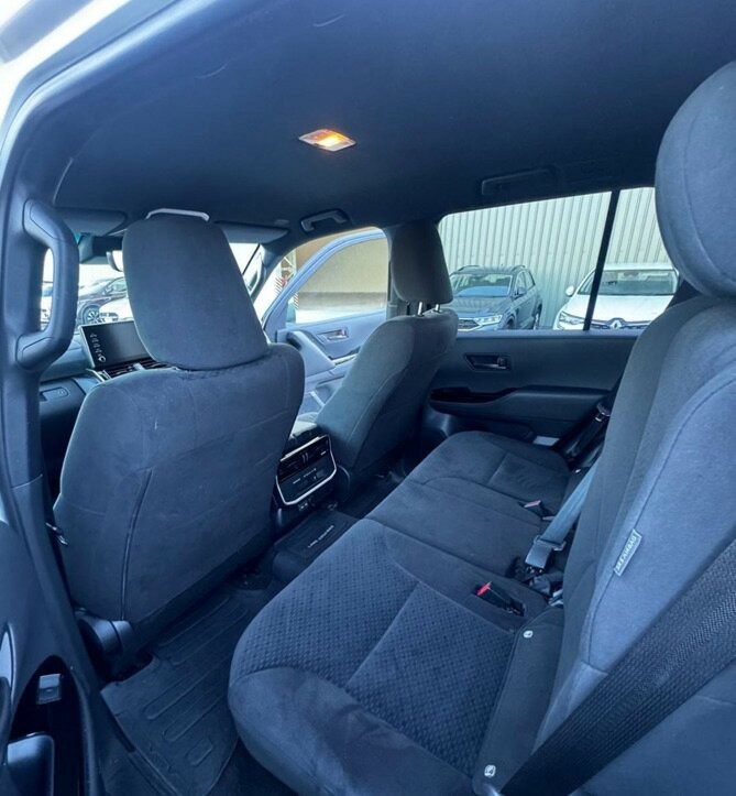 Toyota Landcruiser image 4