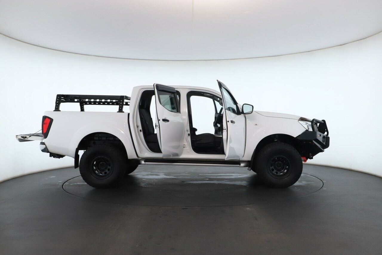 Nissan Navara image 3