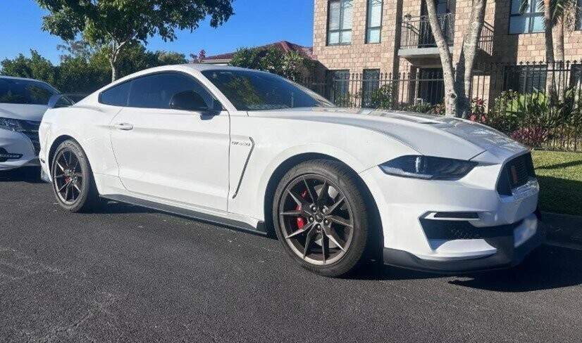 Ford Mustang image 1