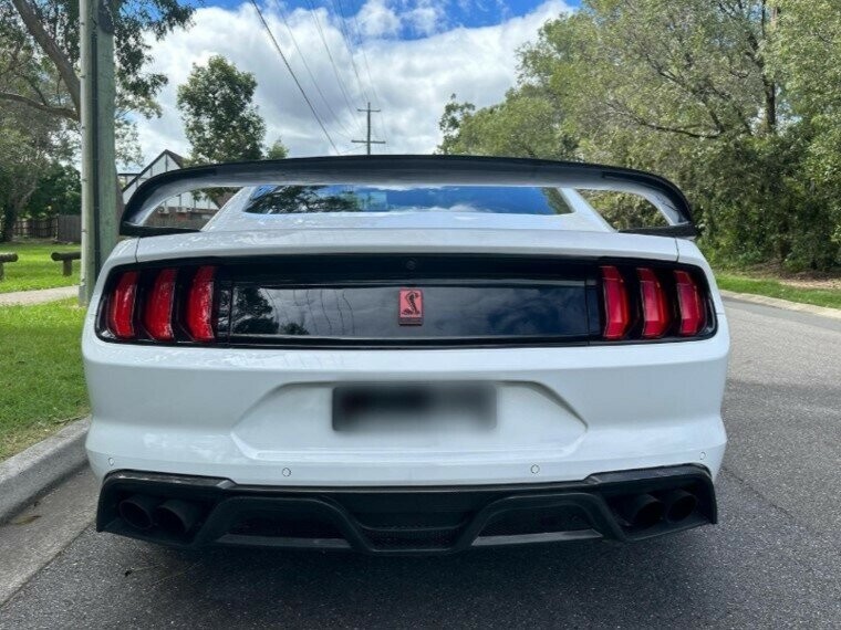 Ford Mustang image 2
