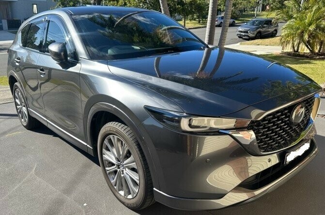 Mazda Cx-5 image 1