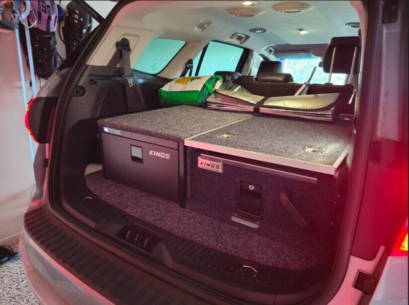 Ford Everest image 2
