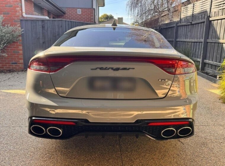Kia Stinger image 2