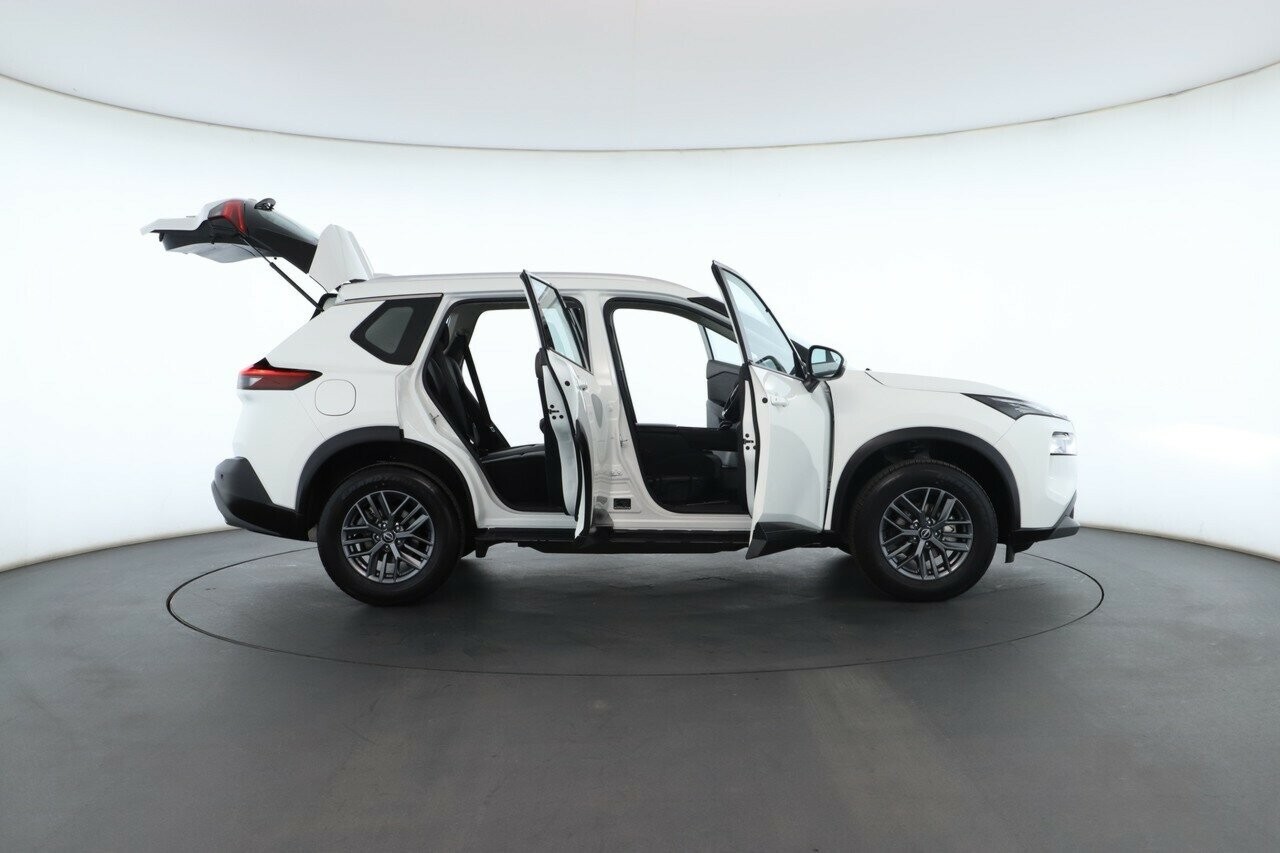 Nissan X-trail image 3