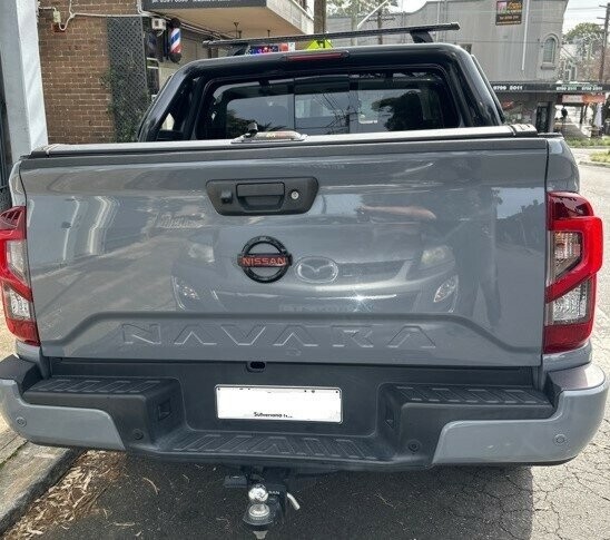 Nissan Navara image 3