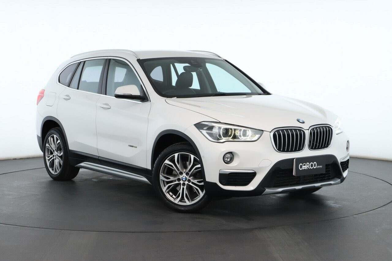 BMW X1 image 1
