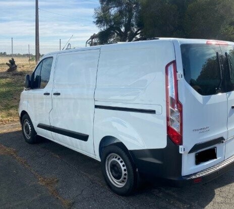 Ford Transit Custom image 3