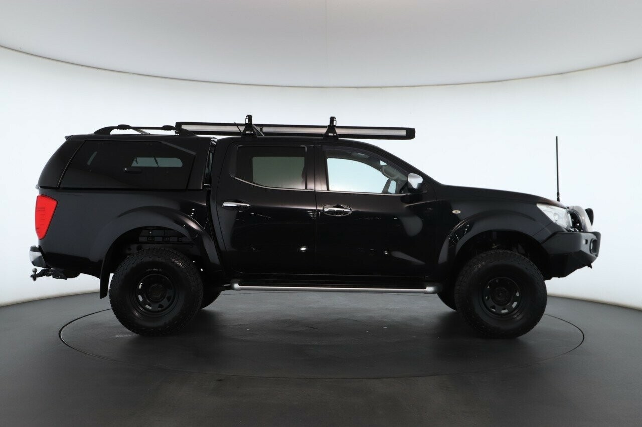 Nissan Navara image 3