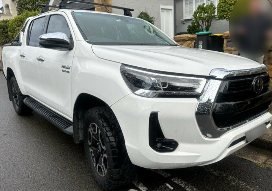 Toyota Hilux image 3
