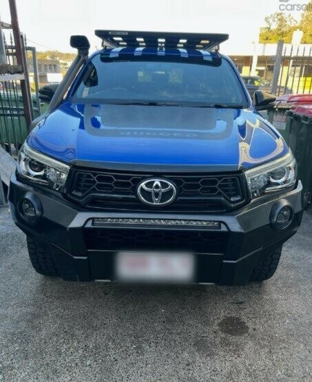 Toyota Hilux image 3