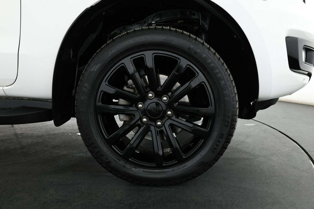 Ford Everest image 4