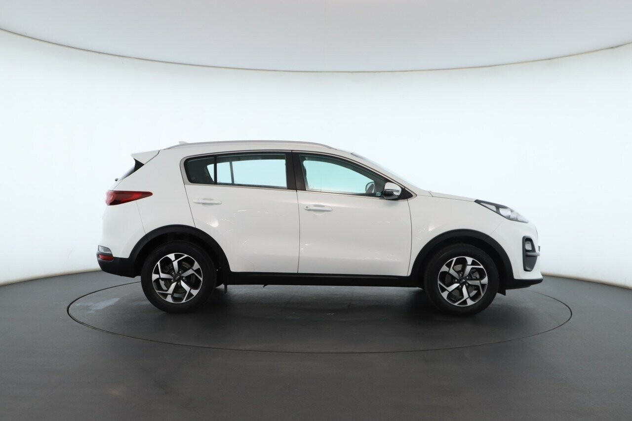 Kia Sportage image 2