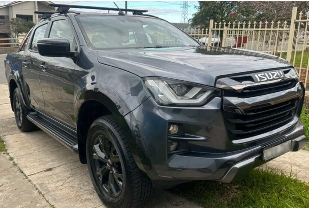 Isuzu D-max image 2