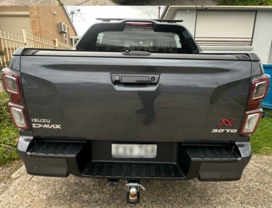 Isuzu D-max image 3
