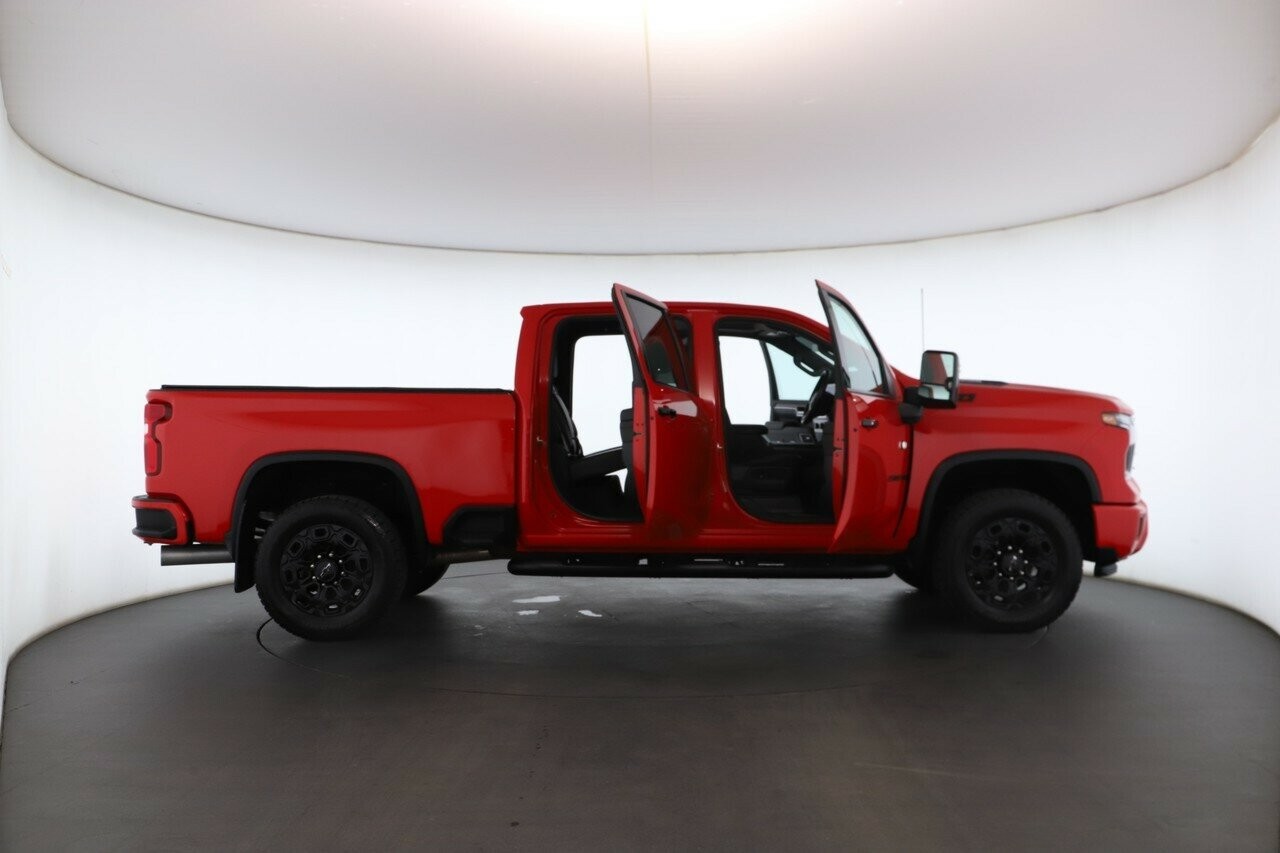 Chevrolet Silverado Hd image 2