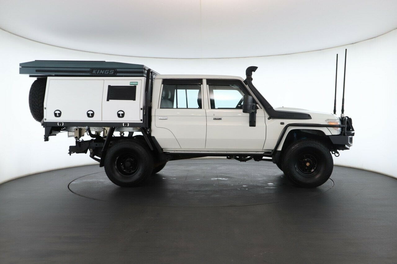 Toyota Landcruiser image 3