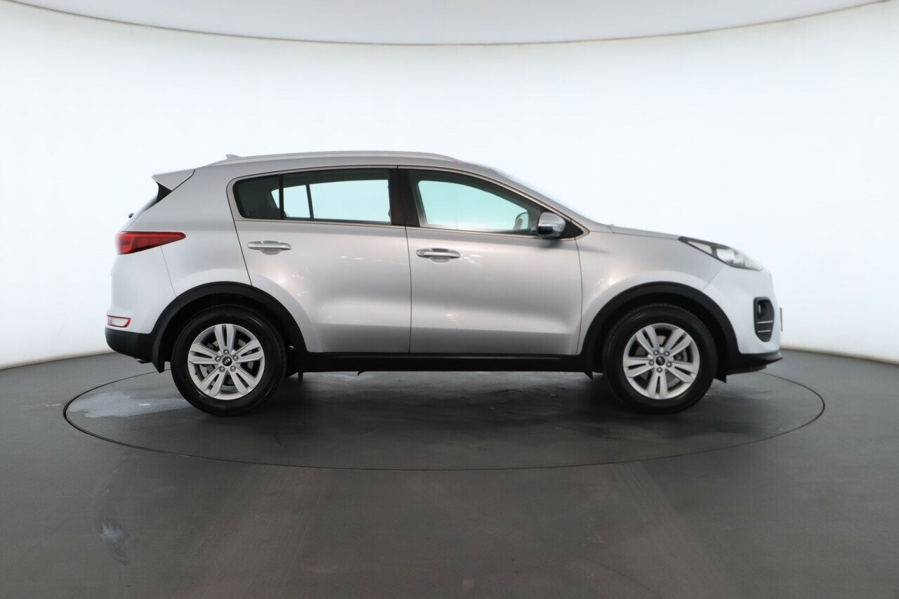 Kia Sportage image 3