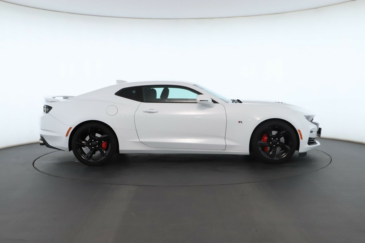 Chevrolet Camaro image 3