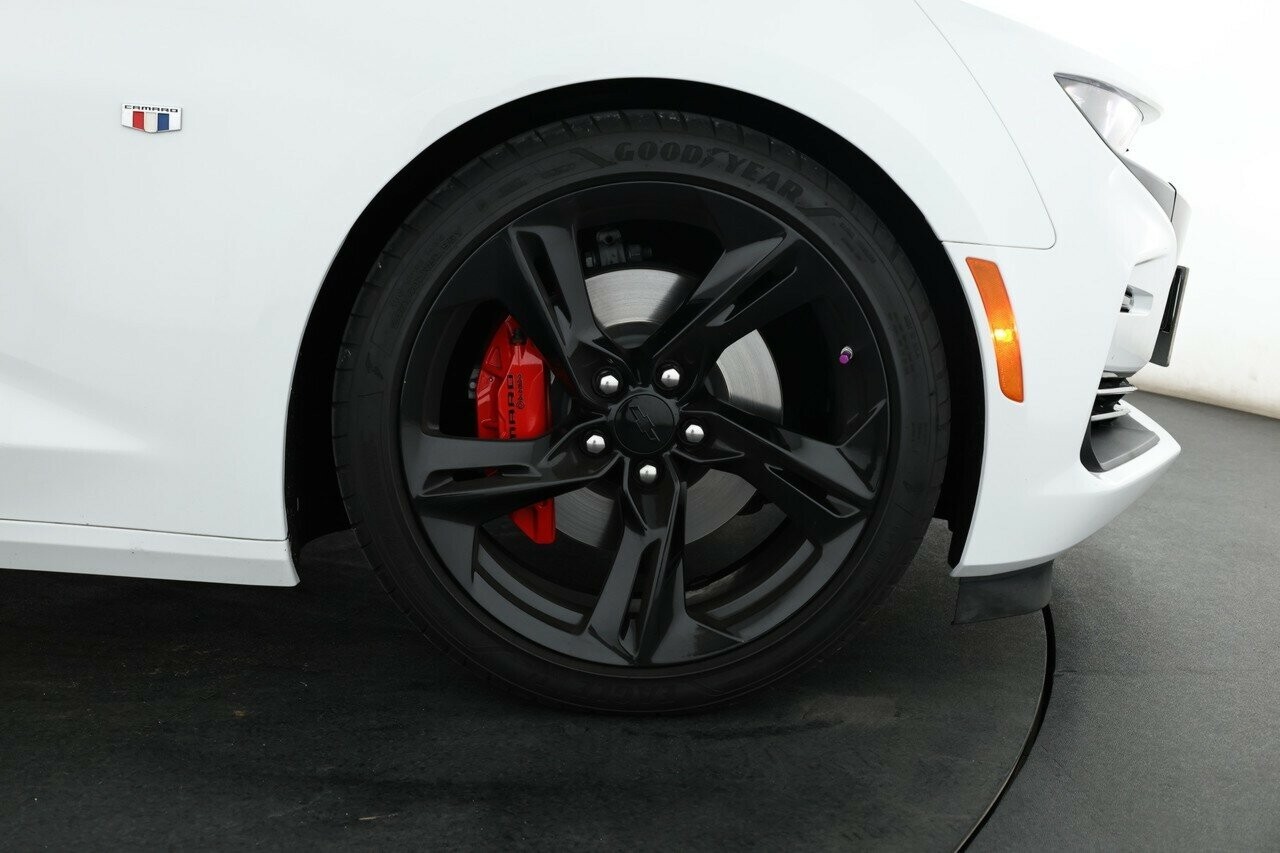Chevrolet Camaro image 4