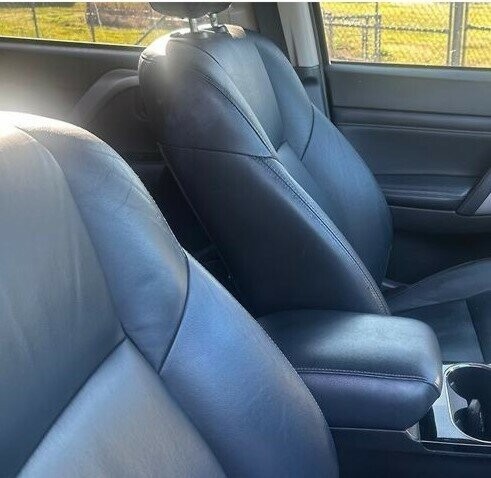 Mitsubishi Pajero Sport image 3