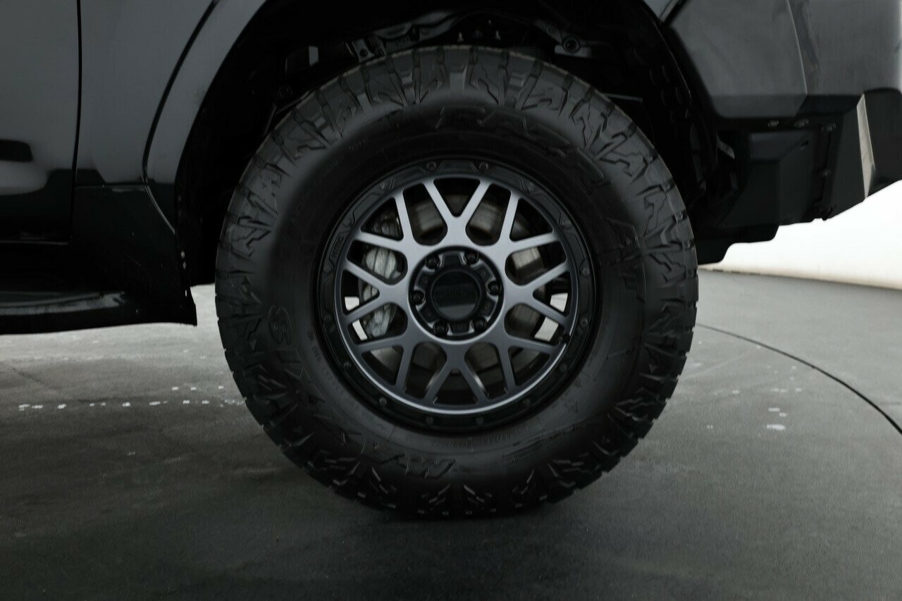 Toyota Landcruiser image 4