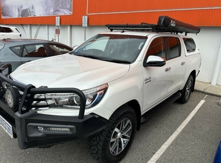https://vehicle-cdn.autoleague.cloud/30675_61033974_1.jpg
