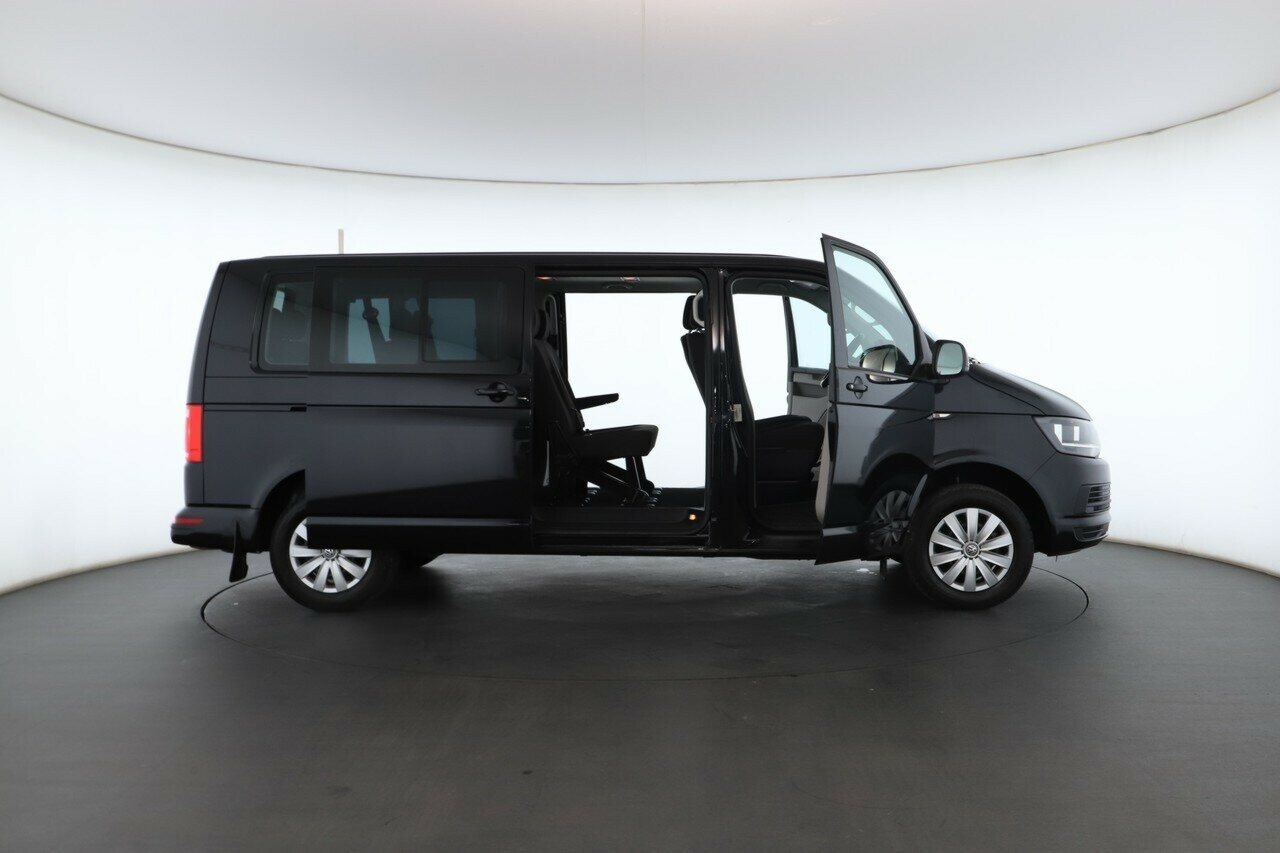 Volkswagen Caravelle image 2