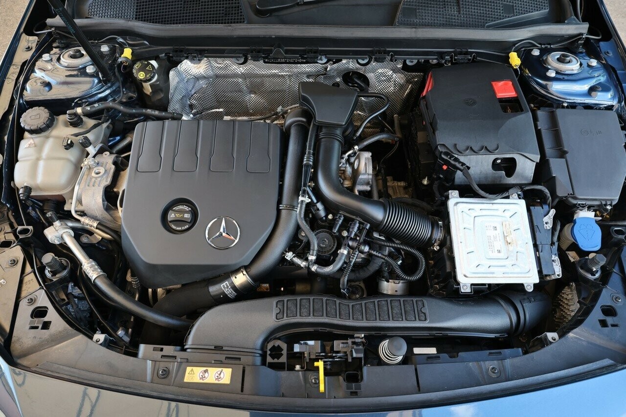 Mercedes Benz Cla-class image 4