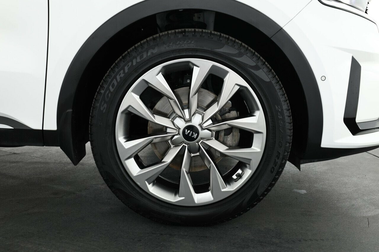 Kia Sorento image 4